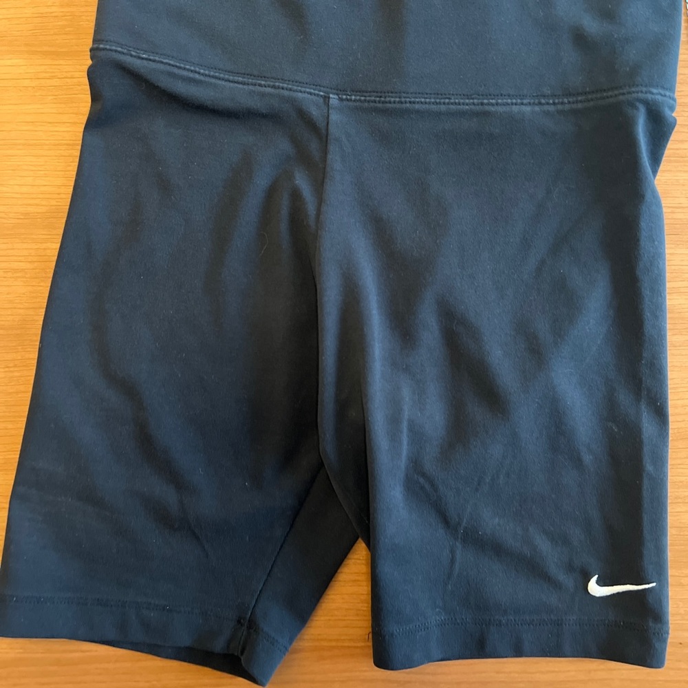 Nike Sportswear Essential Cotton Bike Shorts (Black) Size M